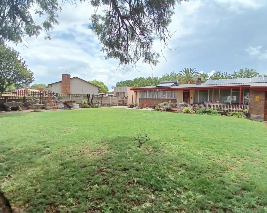5 Bedroom Property for Sale in Sasolburg Ext 15 Free State